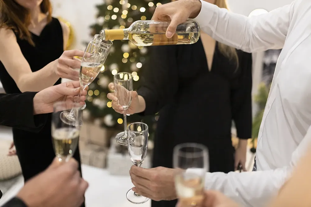 pasar-año-nuevo-amigos-celebrar
